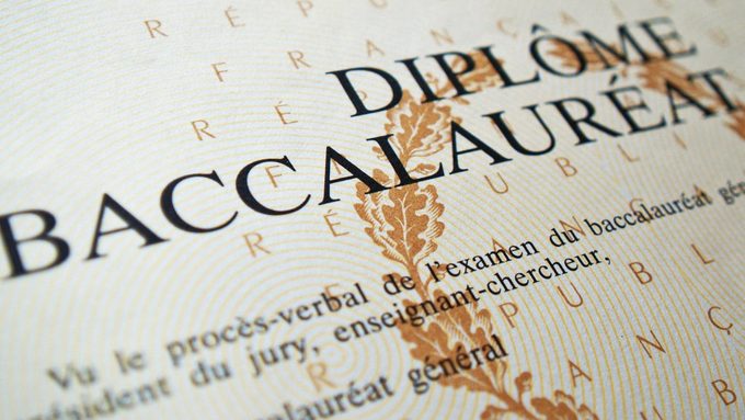 diplome-baccaulaureat.jpg